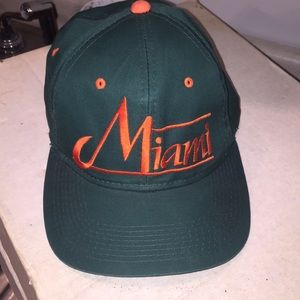 Vintage Miami hurricanes snap back